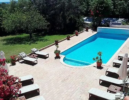 Praia Do Carvoeiro Sleeps 14 Pool Air Con * Carvoeiro (Lagoa)